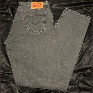 Men’s Levi Jeans